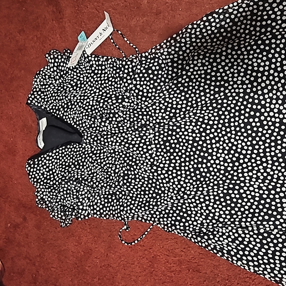 Dress - Picture 3 of 4